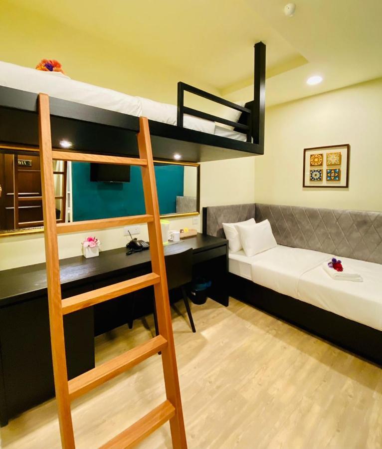 Bishop Hotel George Town Extérieur photo
